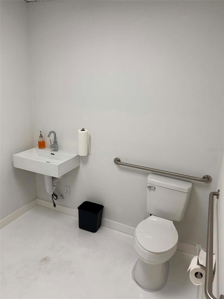1558 4TH ST #104, SARASOTA, FL — photo 9