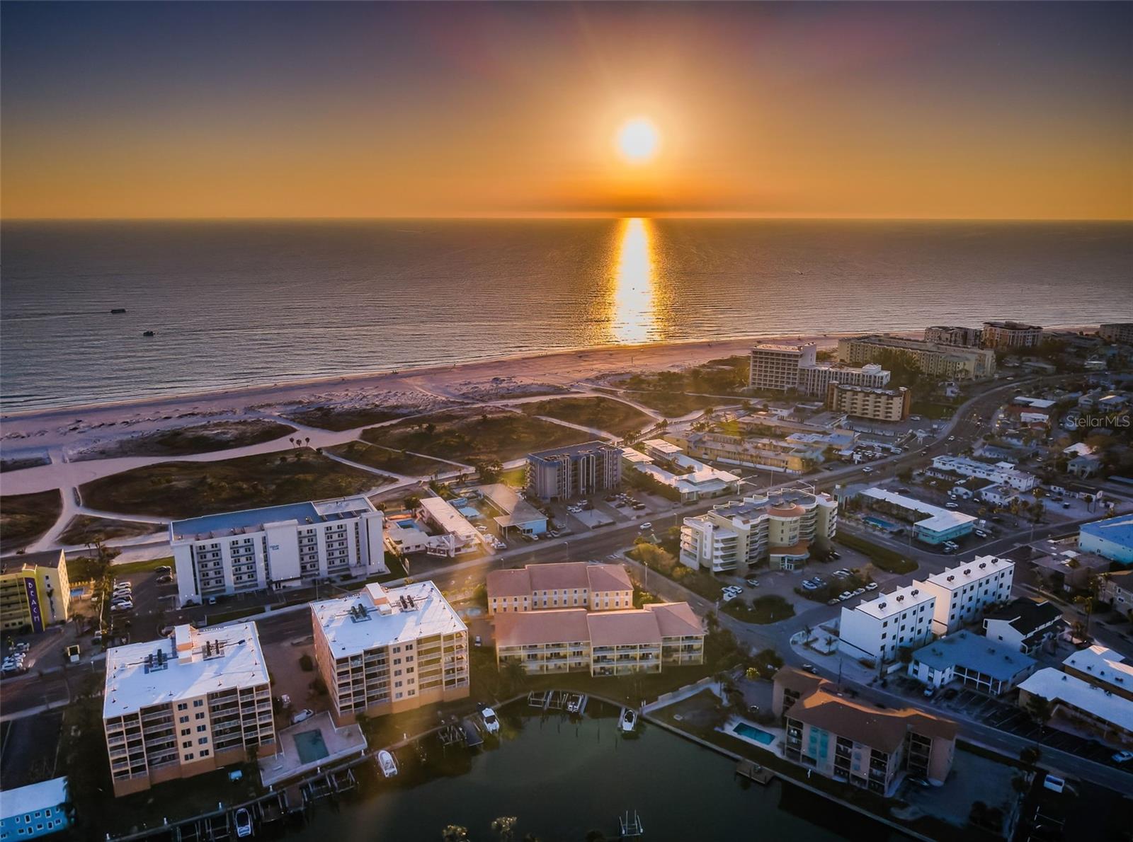 11595 GULF BLVD #6, TREASURE ISLAND, FL — photo 4