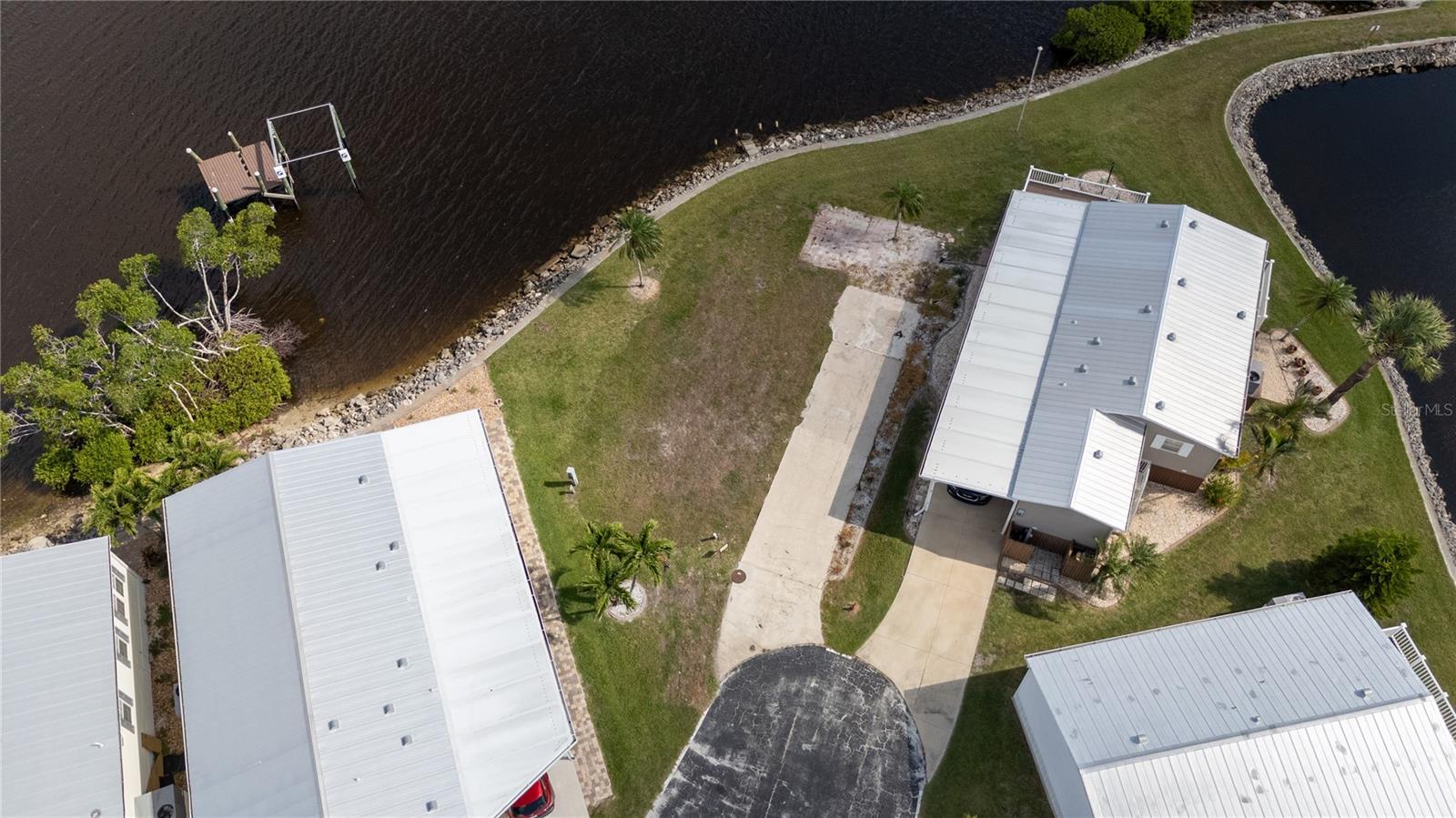 4300 RIVERSIDE DR #114, PUNTA GORDA, FL — photo 2