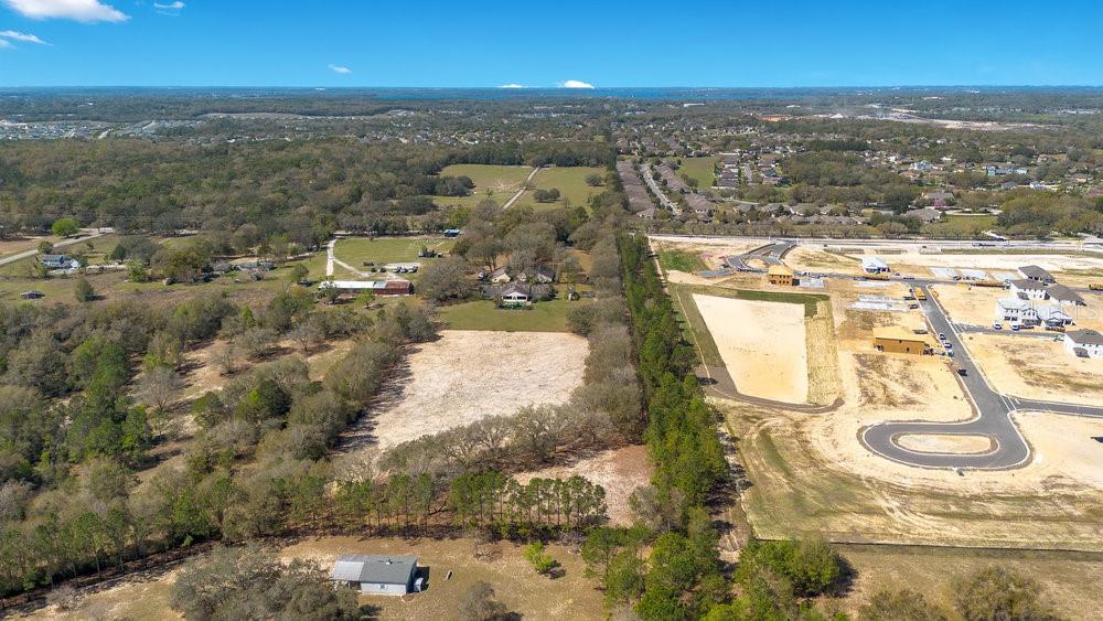 4649 MEADOWLAND DR, MOUNT DORA, FL
