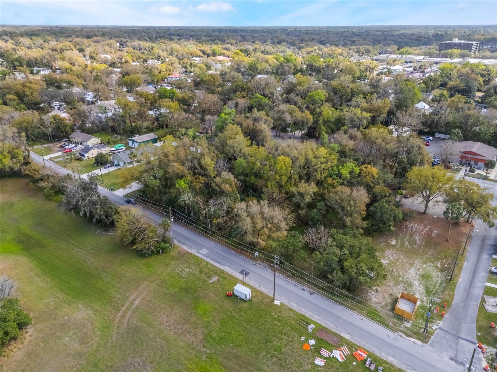 330 E WISCONSIN AVE, DELAND, FL — photo 12