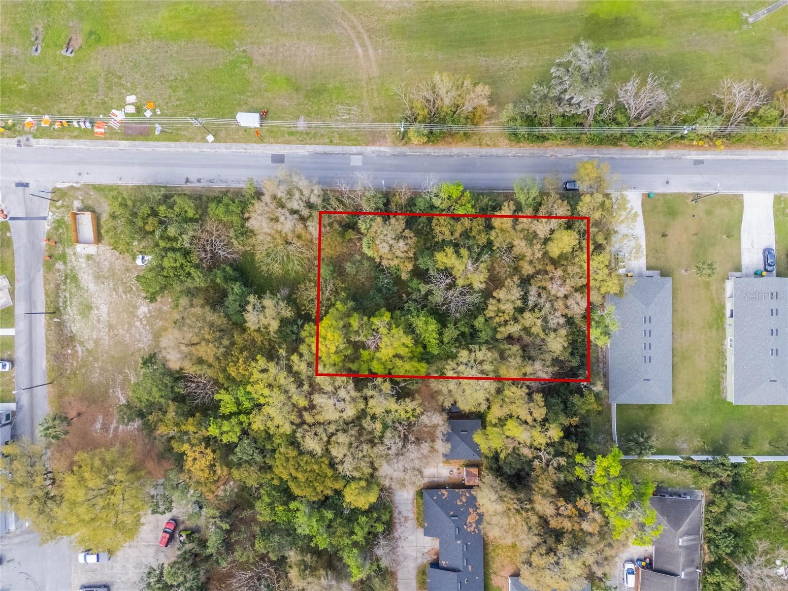 330 E WISCONSIN AVE, DELAND, FL — photo 2