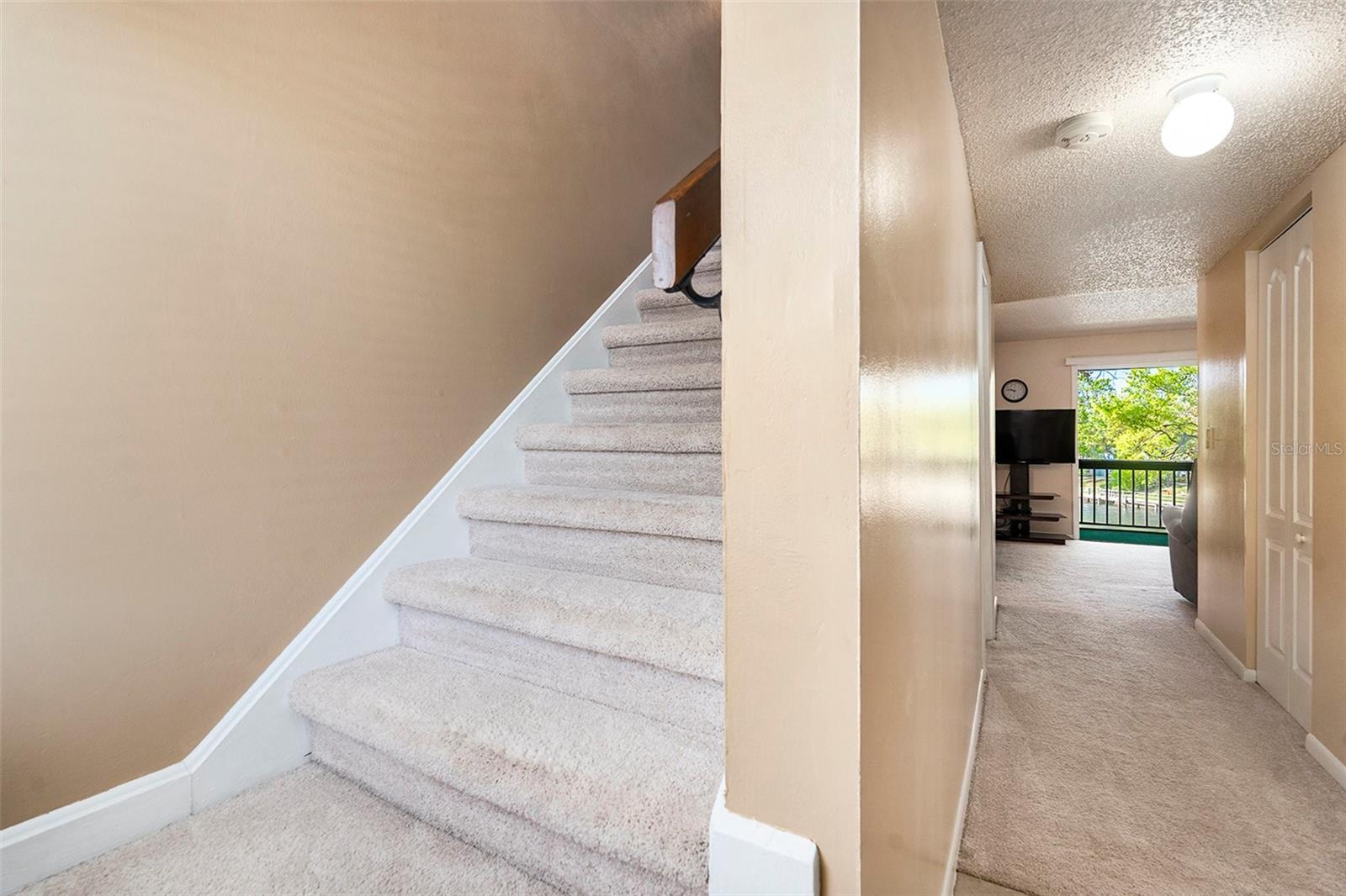 6311 NEWTOWN CIR #11B2, TAMPA, FL — photo 8