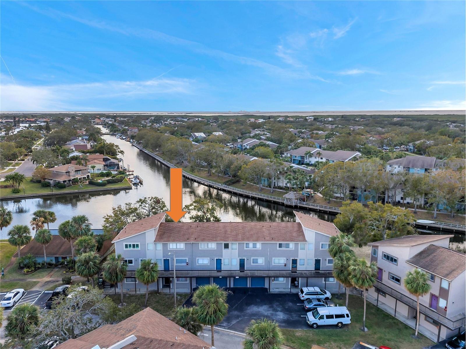 6311 NEWTOWN CIR #11B2, TAMPA, FL