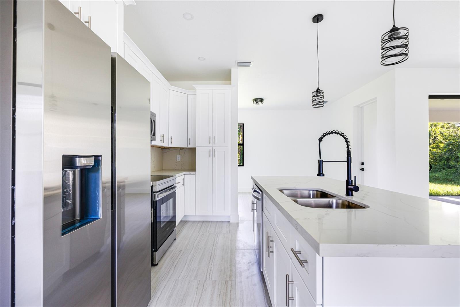 17196 GLENVIEW AVE, PORT CHARLOTTE, FL — photo 9