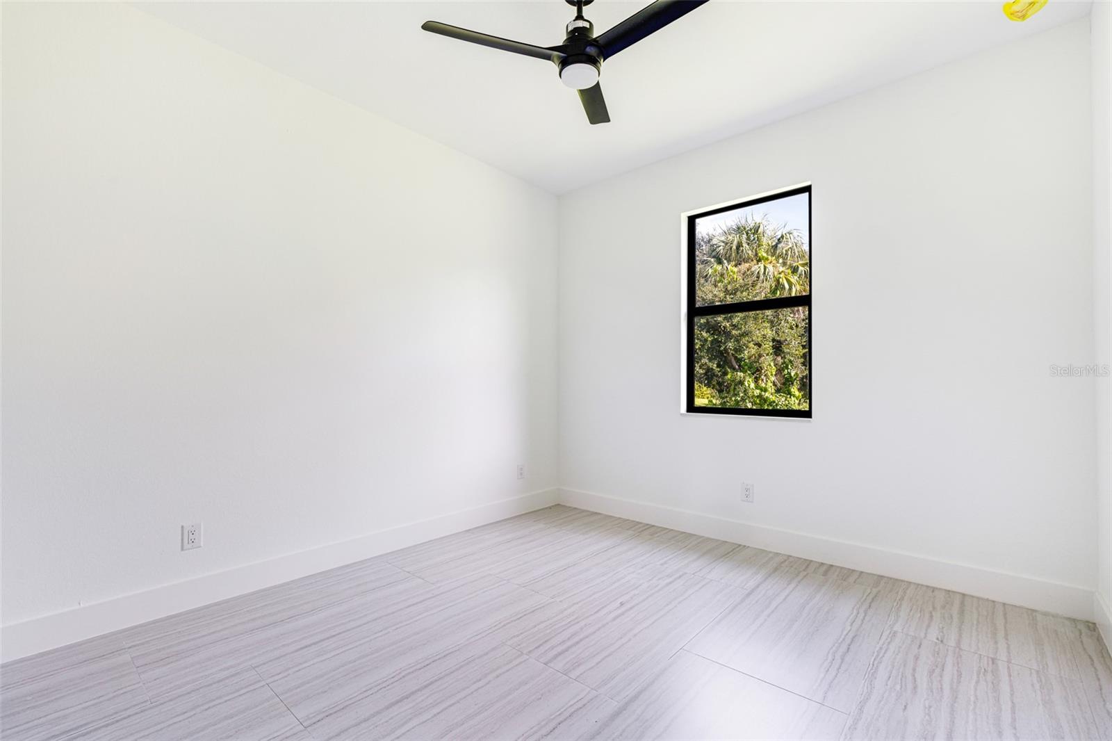 17196 GLENVIEW AVE, PORT CHARLOTTE, FL — photo 29