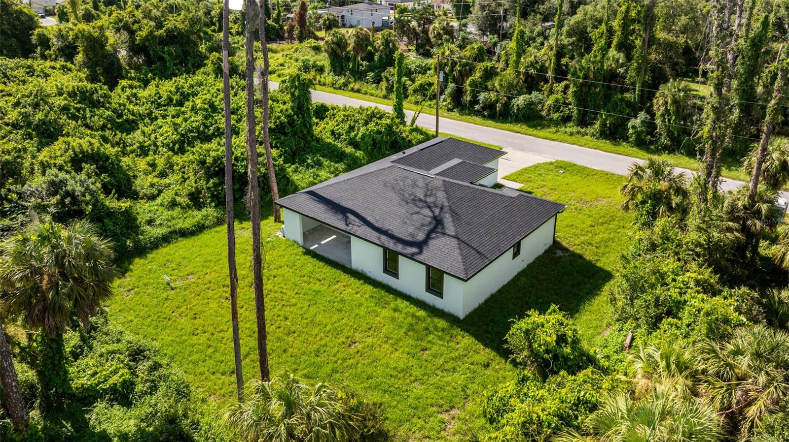 17196 GLENVIEW AVE, PORT CHARLOTTE, FL — photo 39