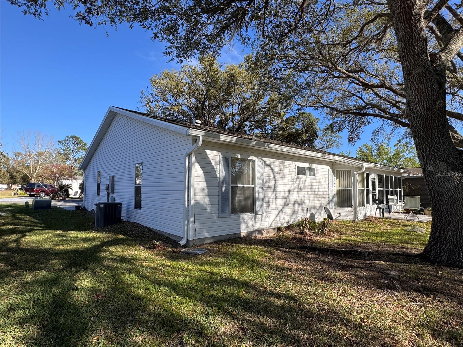 25527 OAK ALY, LEESBURG, FL — photo 24