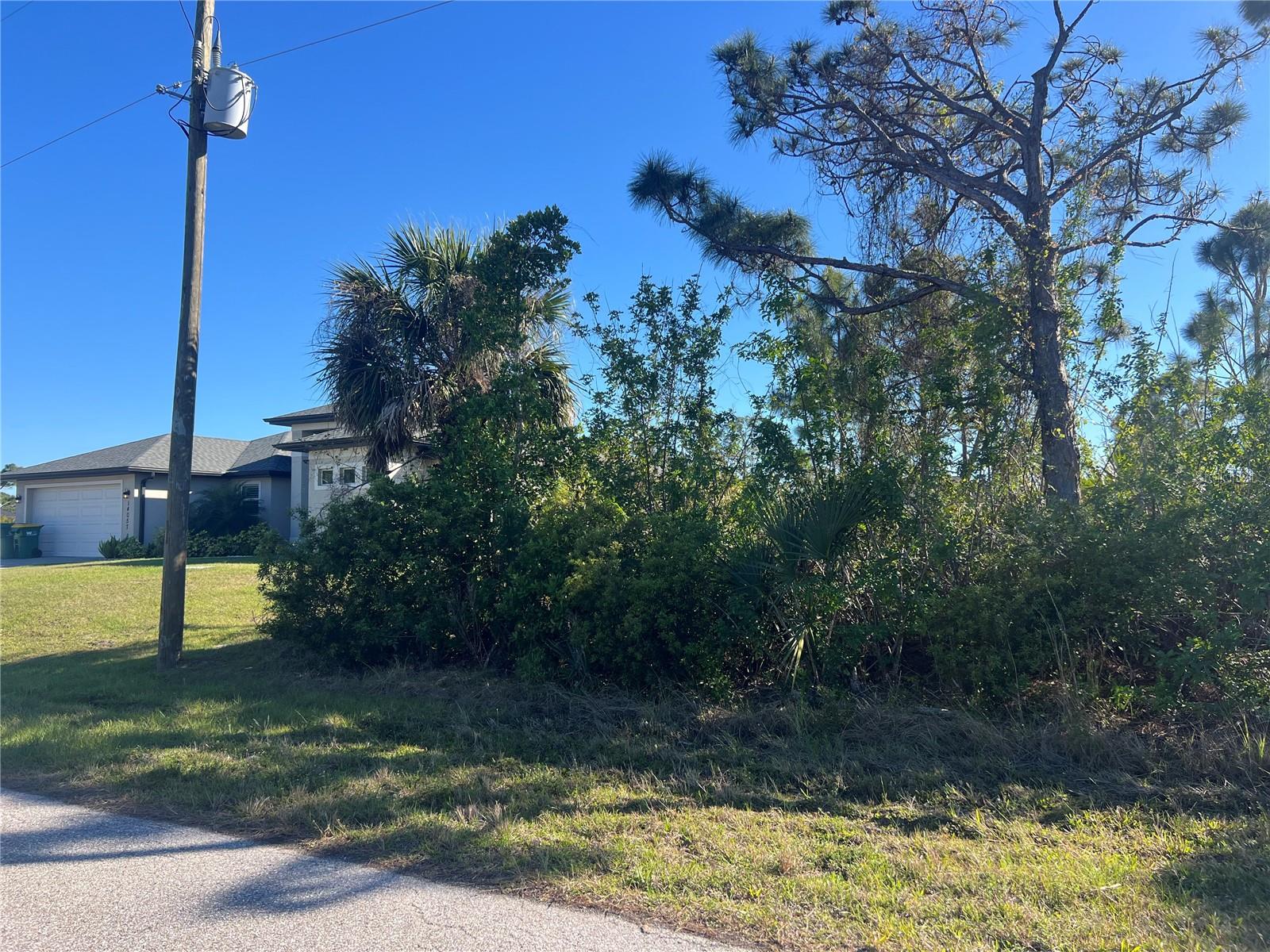 14049 MONSERRATE LN, PORT CHARLOTTE, FL — photo 3