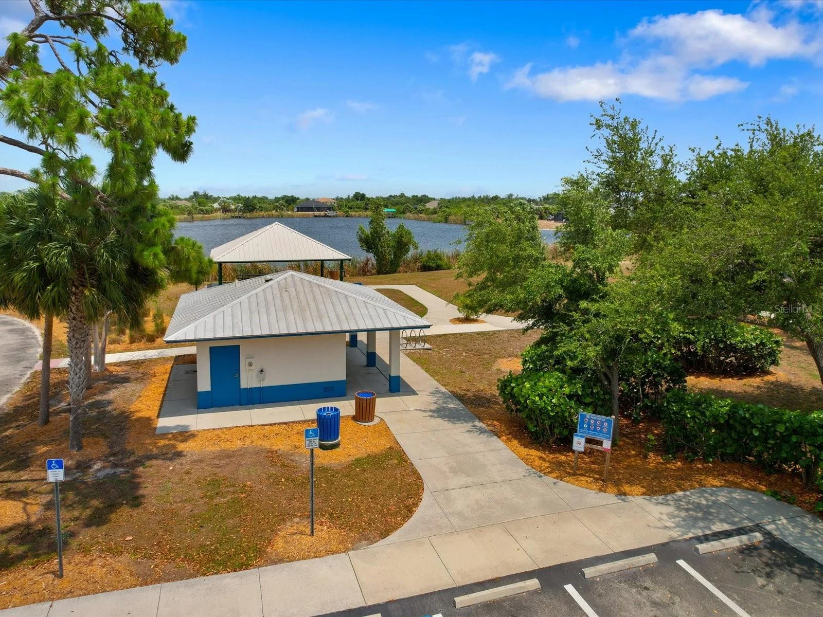 14464 EDNA CIR, PORT CHARLOTTE, FL — photo 42