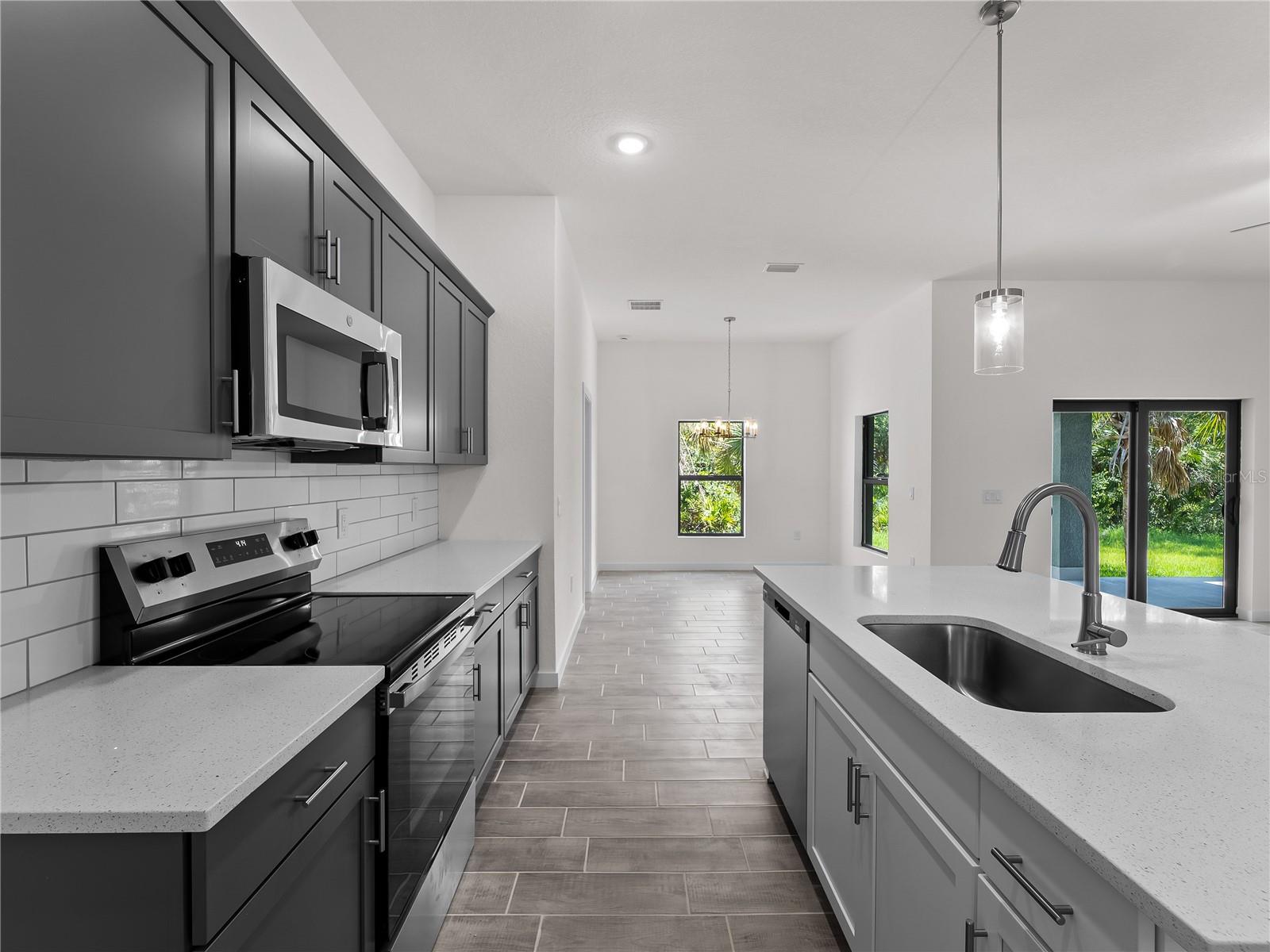 17339 ELMWOOD AVE, PORT CHARLOTTE, FL — photo 10