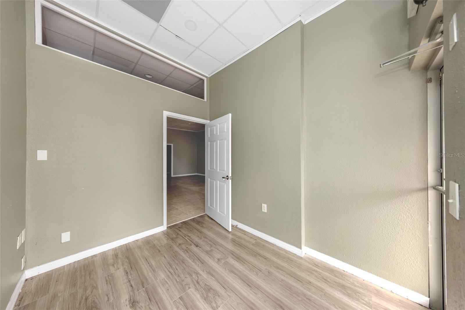 655 N INDIANA AVE, ENGLEWOOD, FL — photo 37
