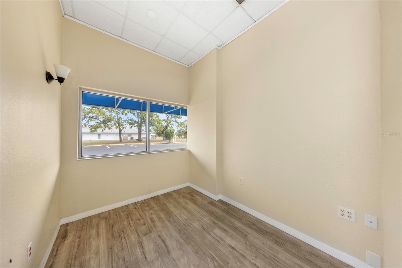 655 N INDIANA AVE, ENGLEWOOD, FL — photo 38
