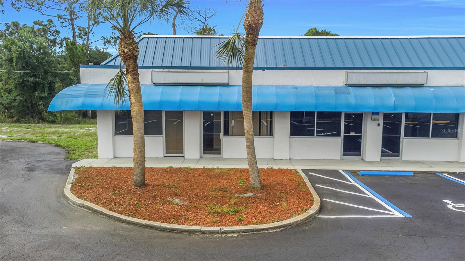655 N INDIANA AVE, ENGLEWOOD, FL — photo 86