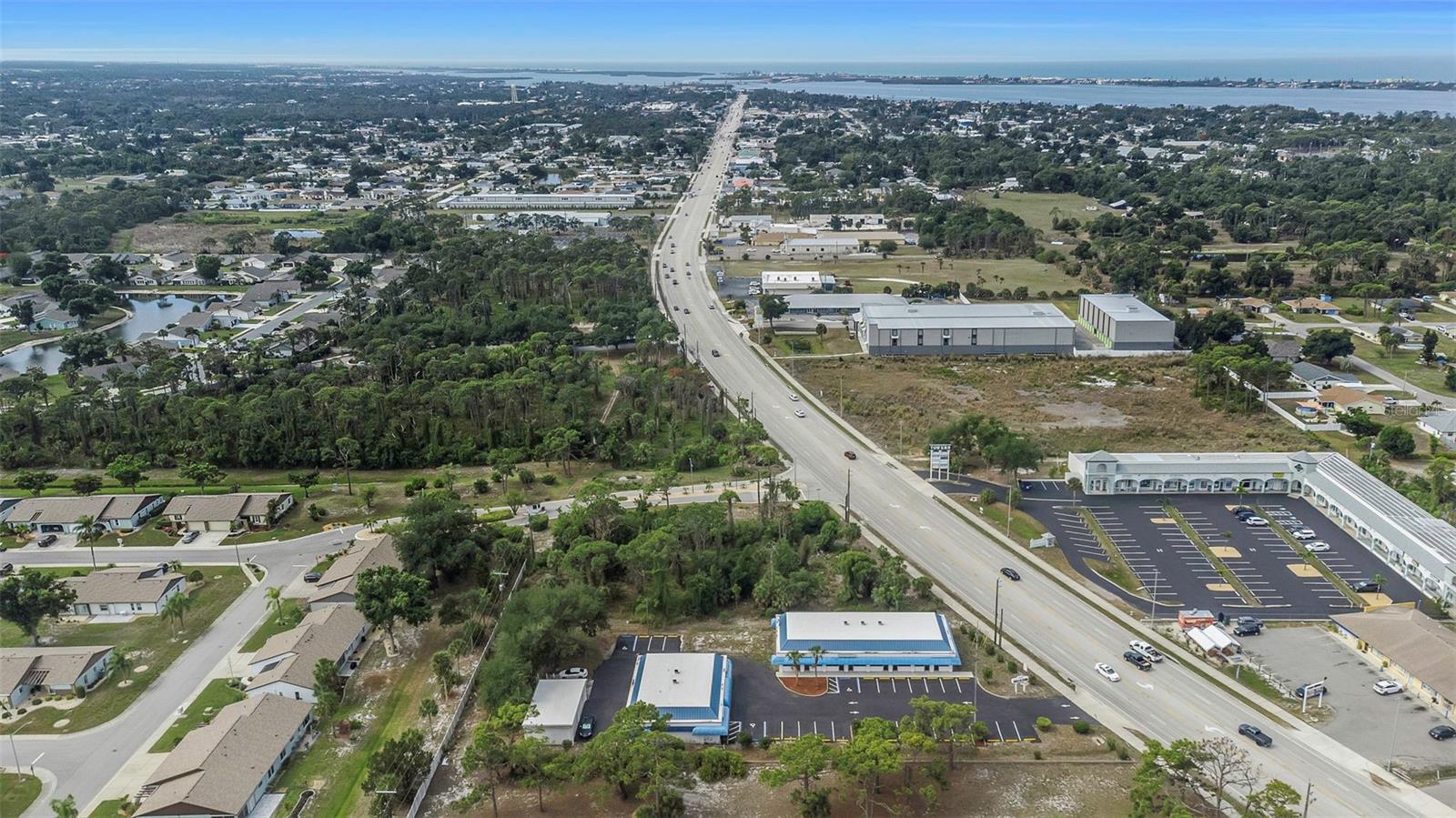 655 N INDIANA AVE, ENGLEWOOD, FL — photo 100