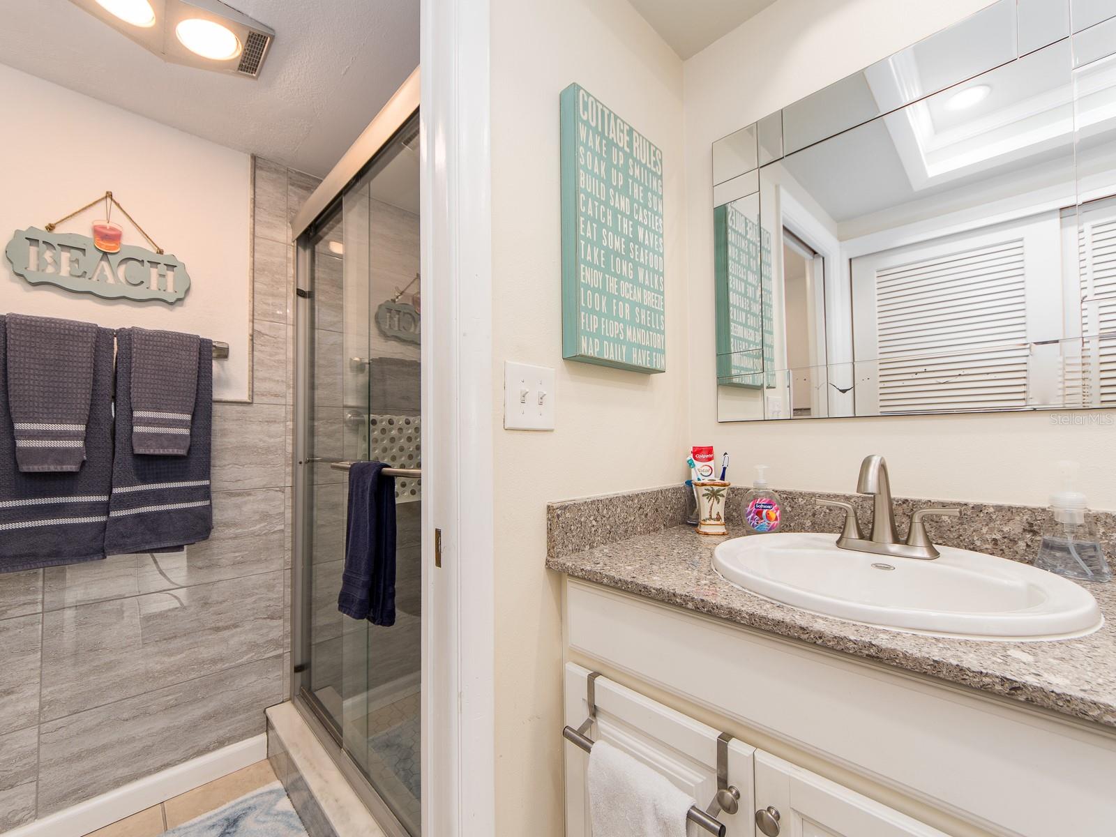 675 S GULFVIEW BLVD #902, CLEARWATER BEACH, FL — photo 18