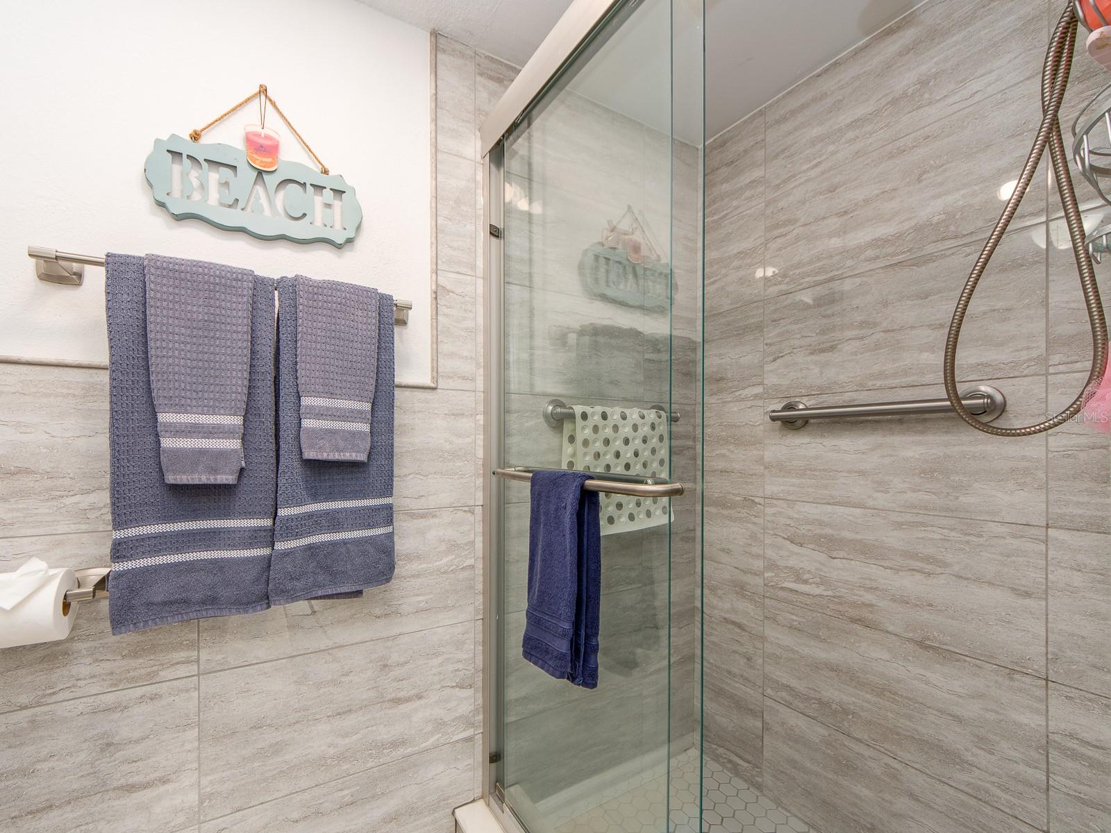 675 S GULFVIEW BLVD #902, CLEARWATER BEACH, FL — photo 19