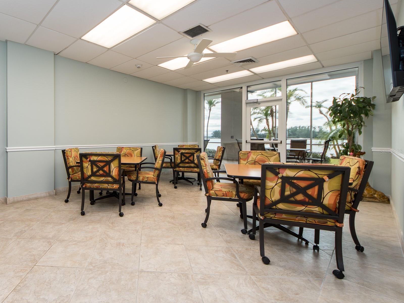 675 S GULFVIEW BLVD #902, CLEARWATER BEACH, FL — photo 27
