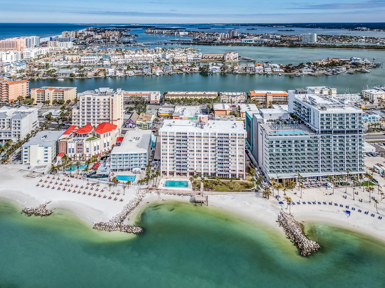675 S GULFVIEW BLVD #902, CLEARWATER BEACH, FL — photo 28