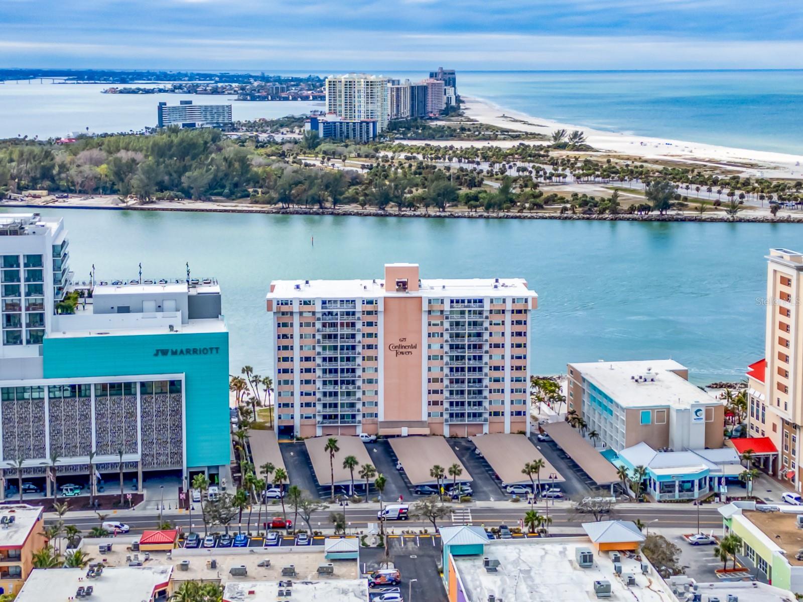675 S GULFVIEW BLVD #902, CLEARWATER BEACH, FL — photo 34
