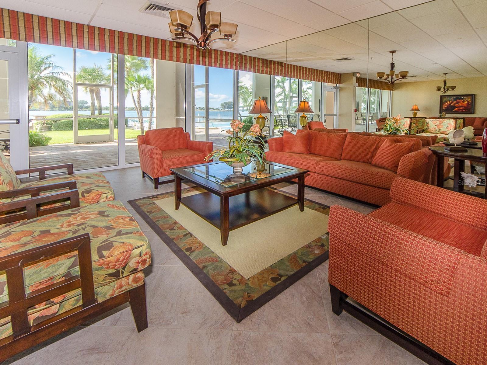 675 S GULFVIEW BLVD #902, CLEARWATER BEACH, FL — photo 37