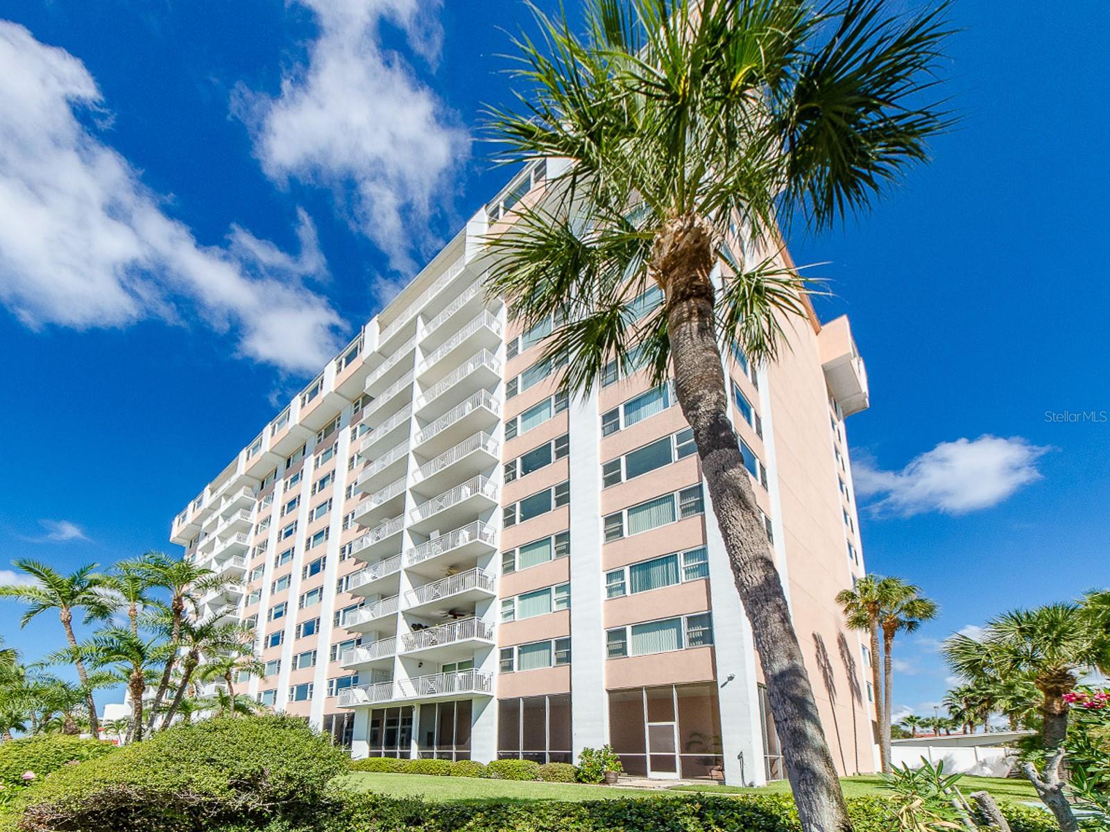 675 S GULFVIEW BLVD #902, CLEARWATER BEACH, FL — photo 47