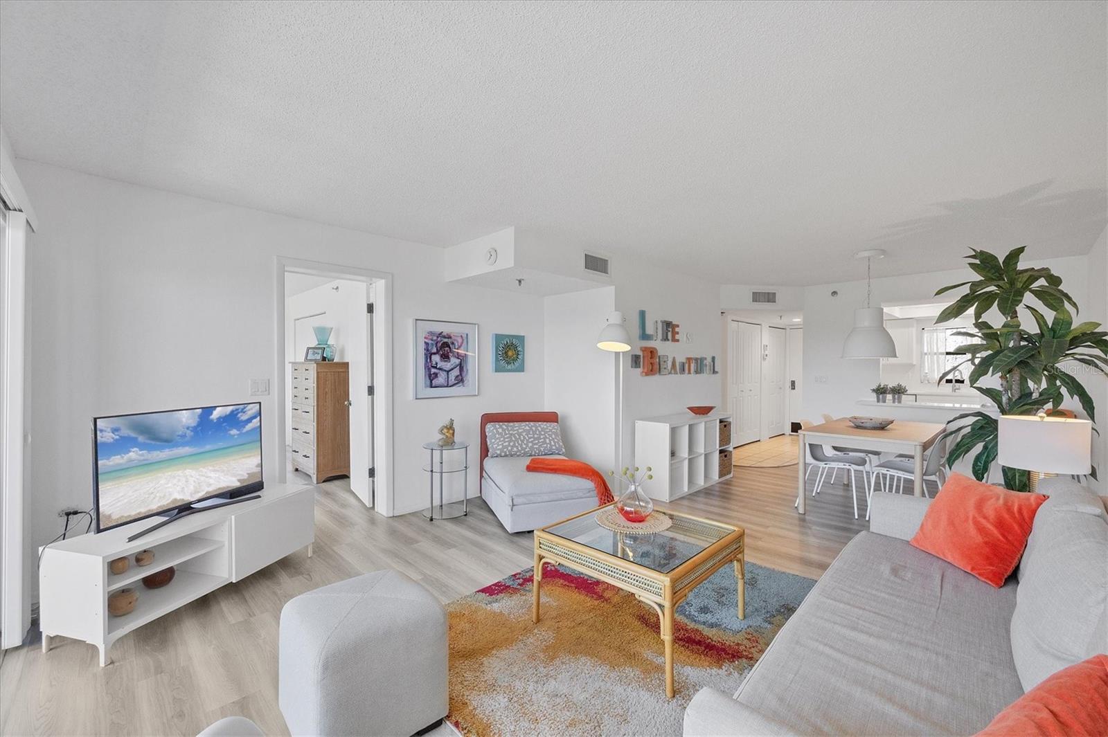 1001 BENJAMIN FRANKLIN DR #511, SARASOTA, FL — photo 4