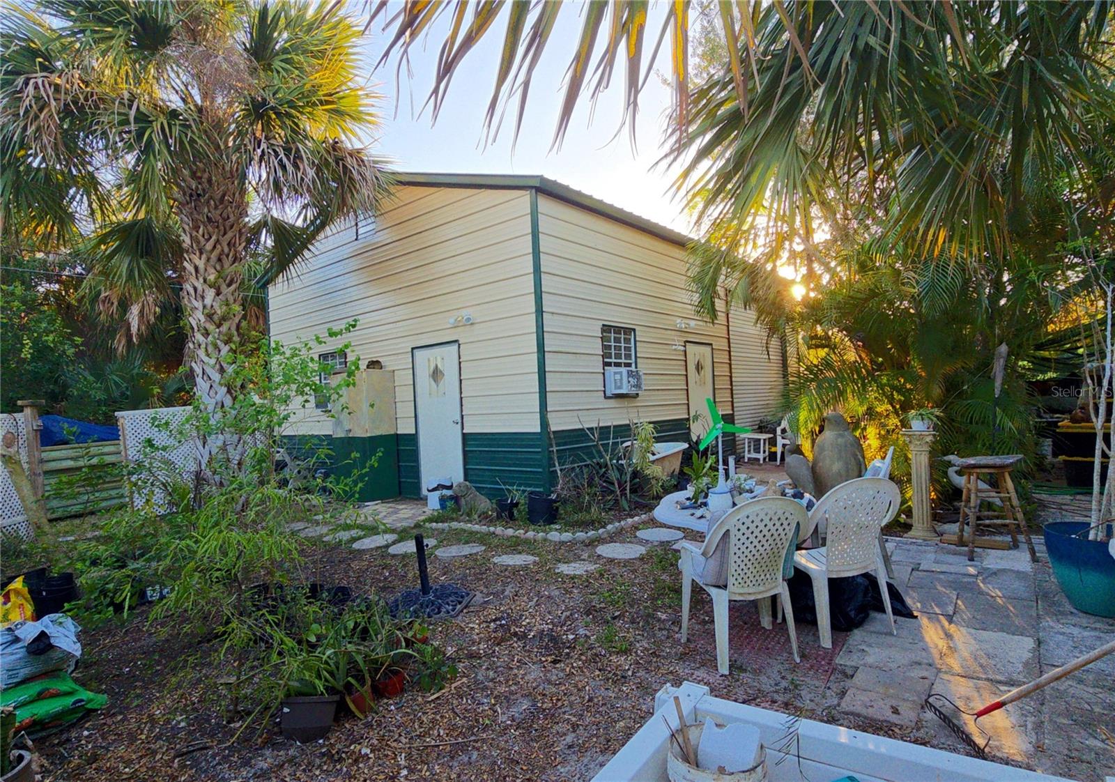 18671 KERRVILLE CIR, PORT CHARLOTTE, FL — photo 4