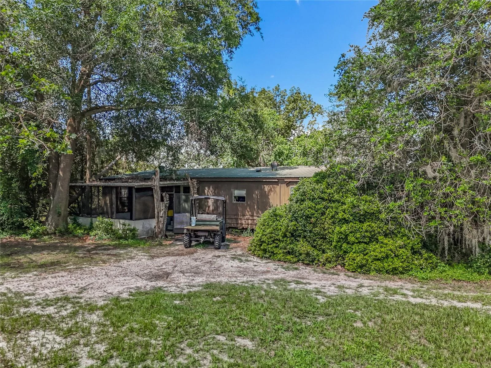 41204 EMERALDA ISLAND RD, LEESBURG, FL — photo 91