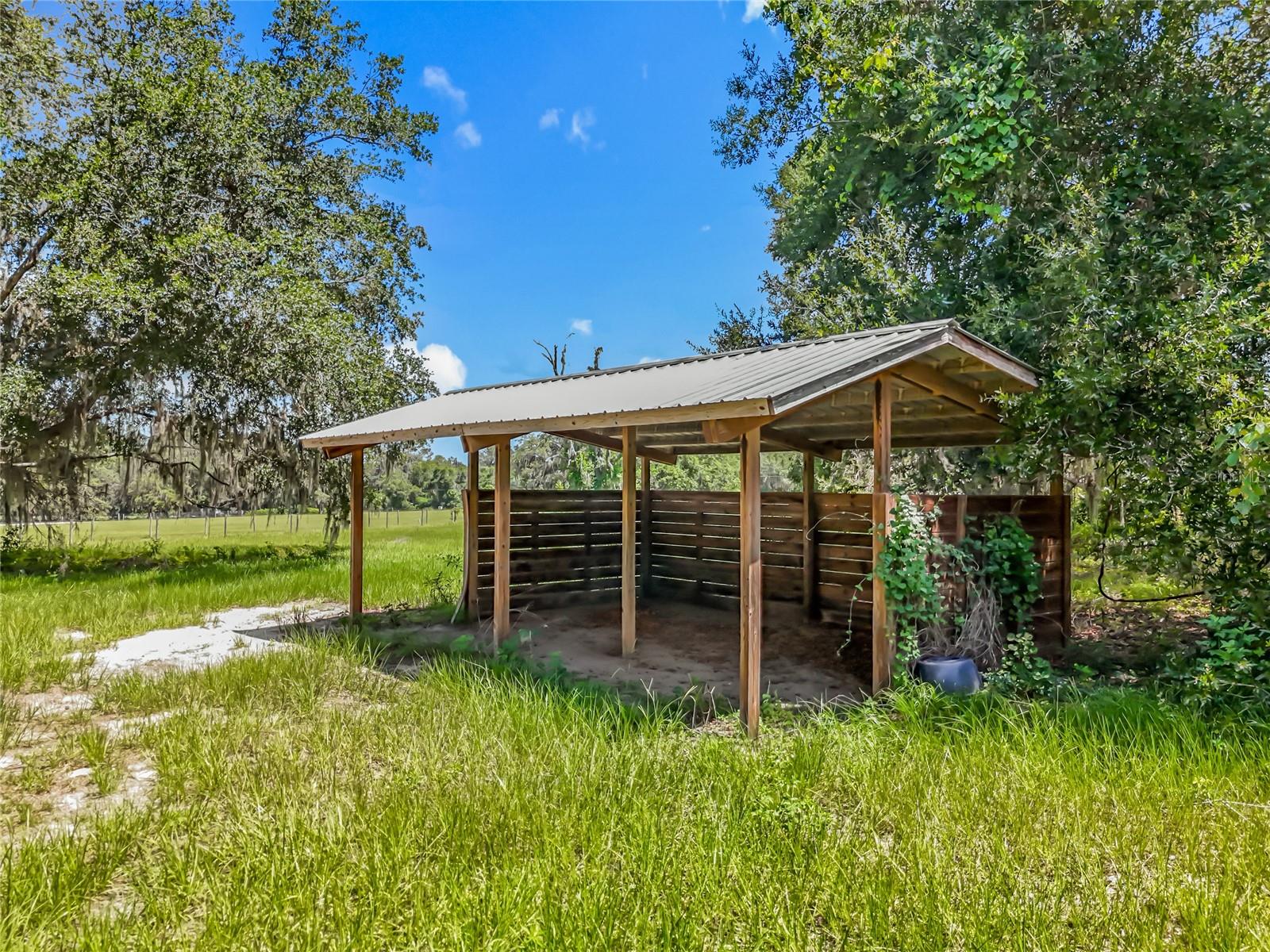 41204 EMERALDA ISLAND RD, LEESBURG, FL — photo 94