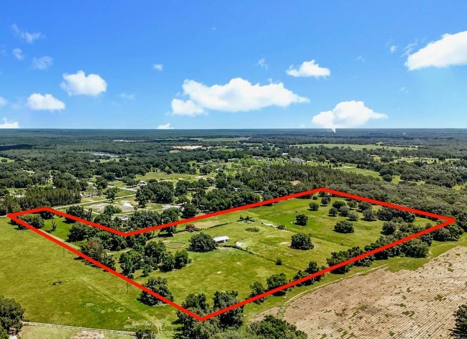 41204 EMERALDA ISLAND RD, LEESBURG, FL