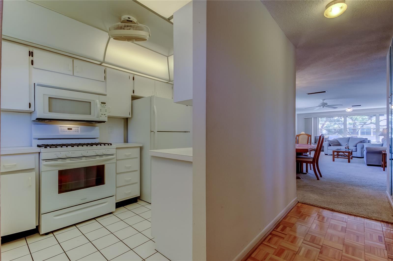 5521 80TH ST N #315, ST PETERSBURG, FL — photo 5