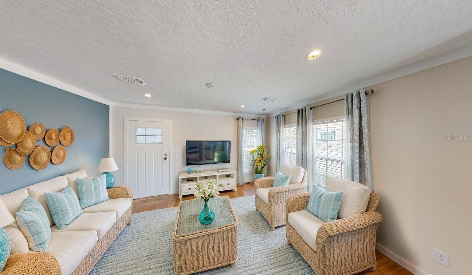 1556 BLUE HERON DR, ENGLEWOOD, FL — photo 5