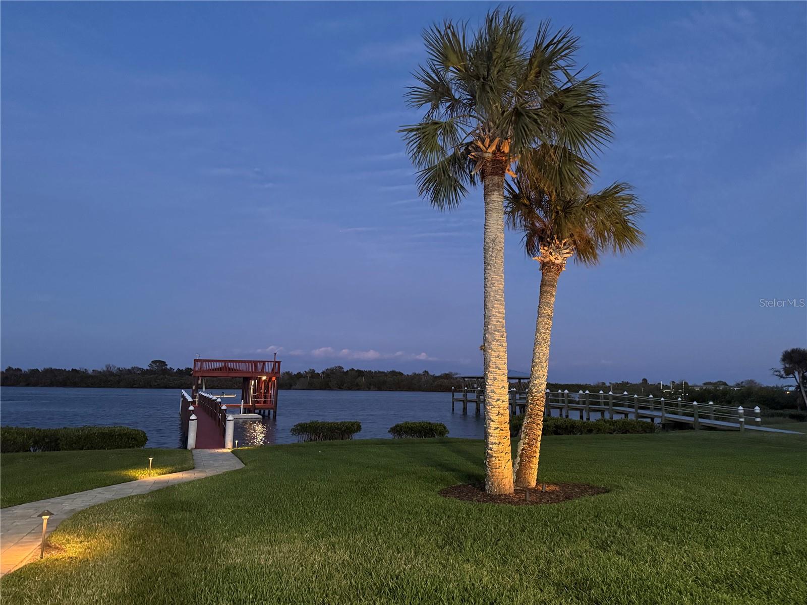 2019 S RIVERSIDE, EDGEWATER, FL — photo 85