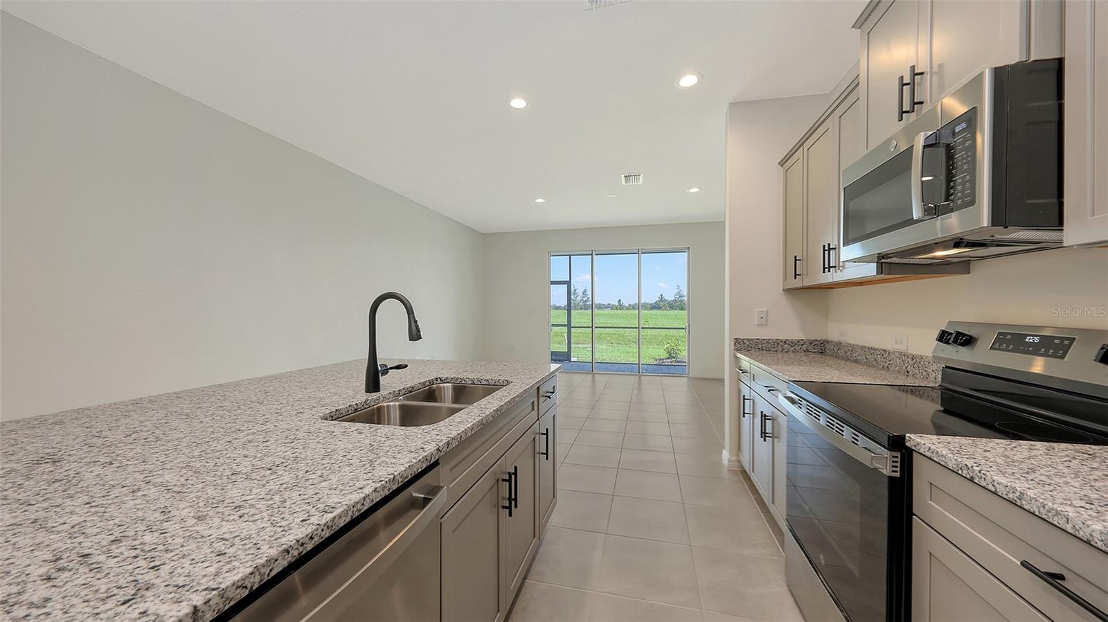 2360 WASHINGTON PALM CT, BRADENTON, FL — photo 12