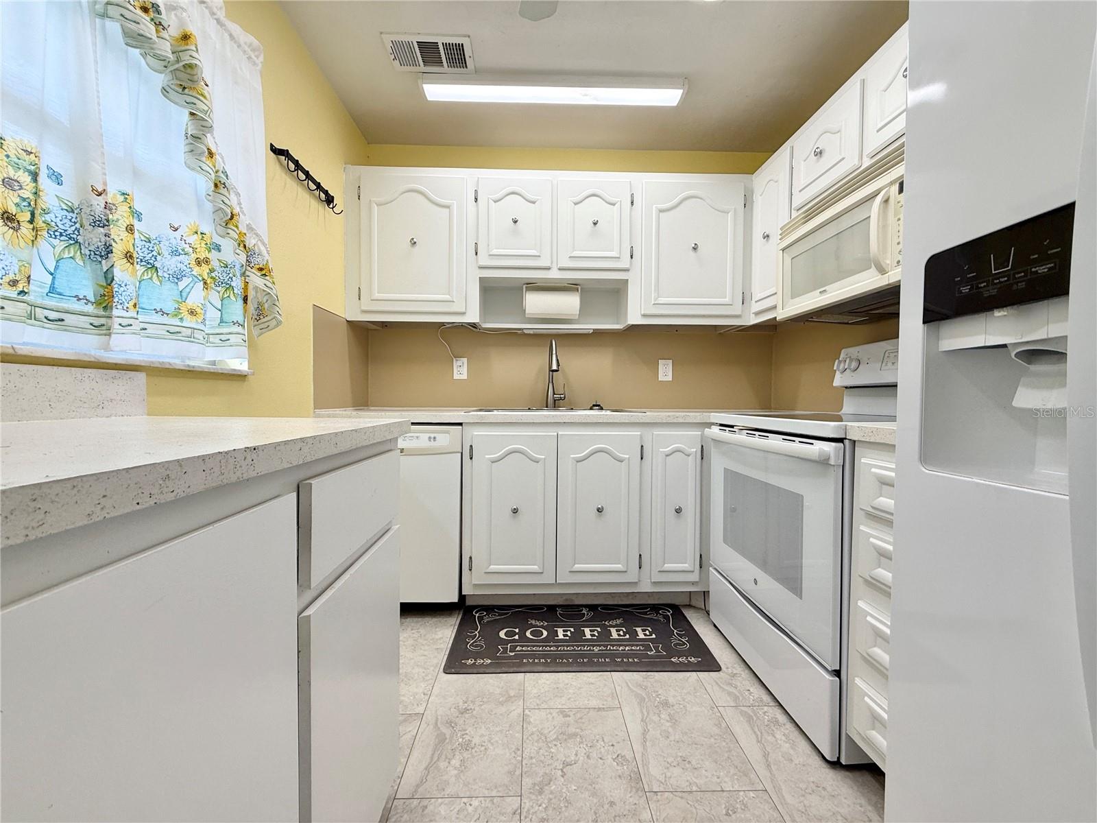 11817 BAYONET LN, NEW PORT RICHEY, FL — photo 2