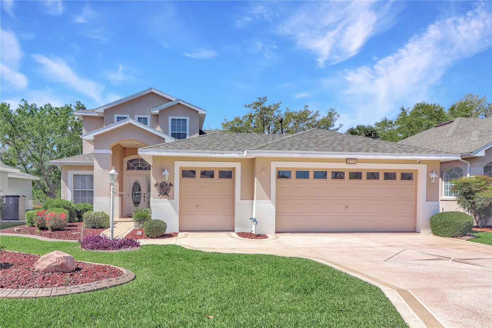 20751 QUEEN ALEXANDRA DR, LEESBURG, FL