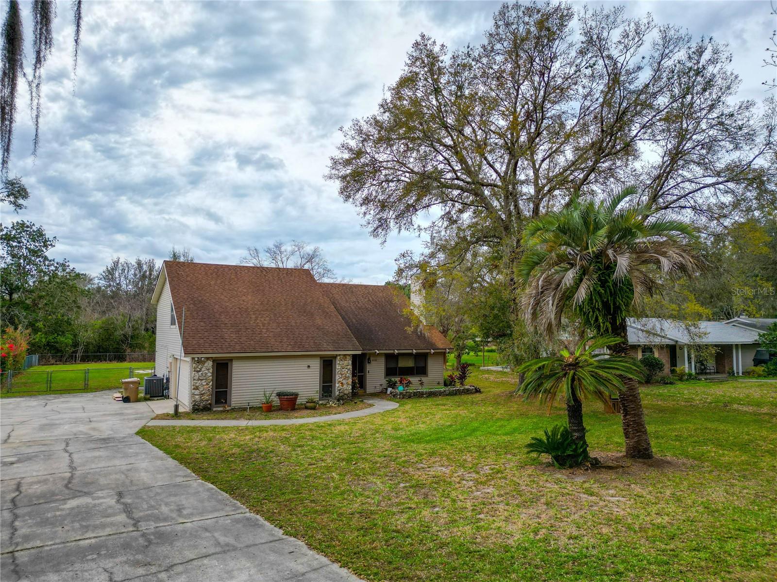 9916 JACKSON RD, LEESBURG, FL — photo 5