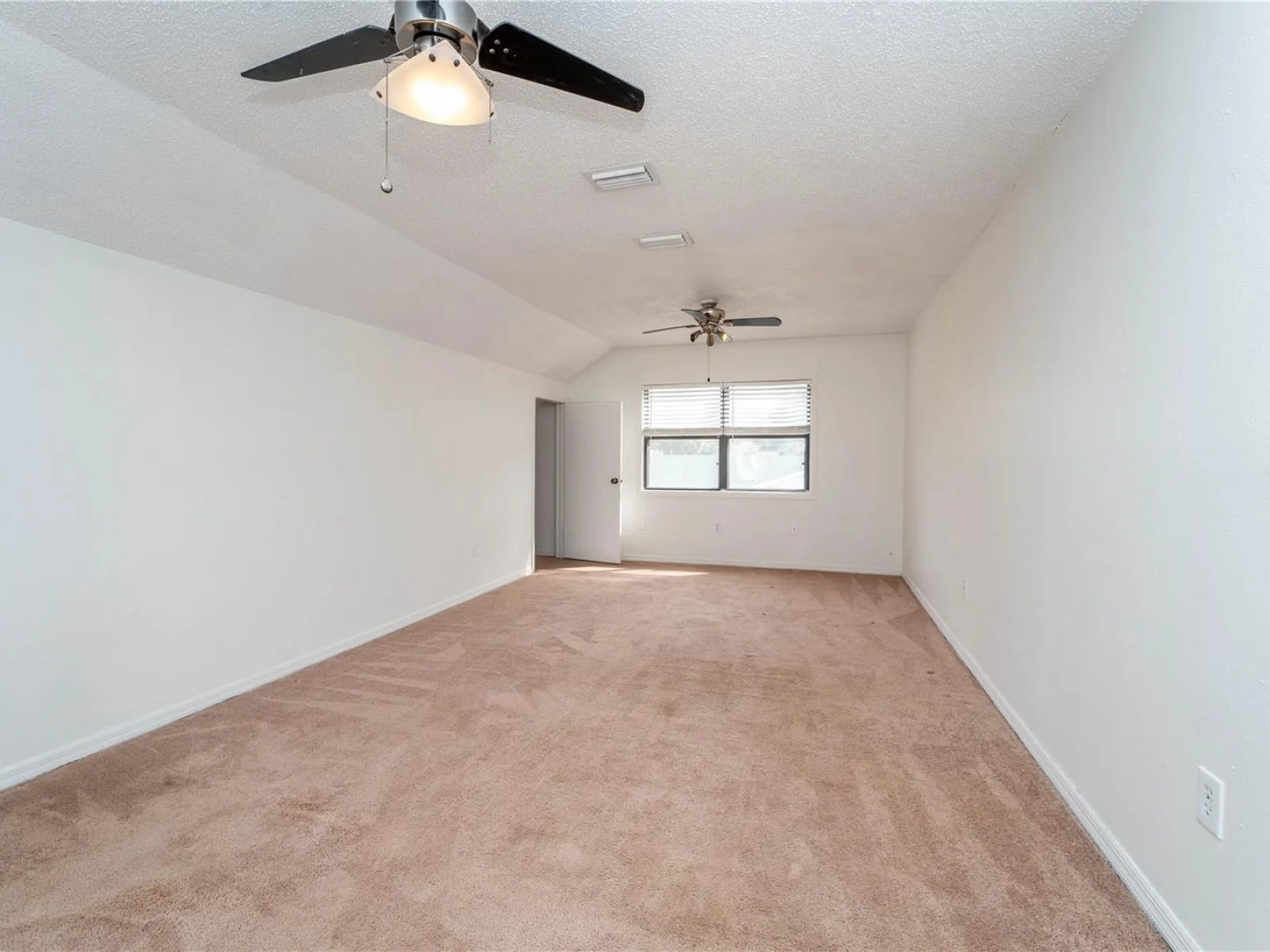 9916 JACKSON RD, LEESBURG, FL — photo 46
