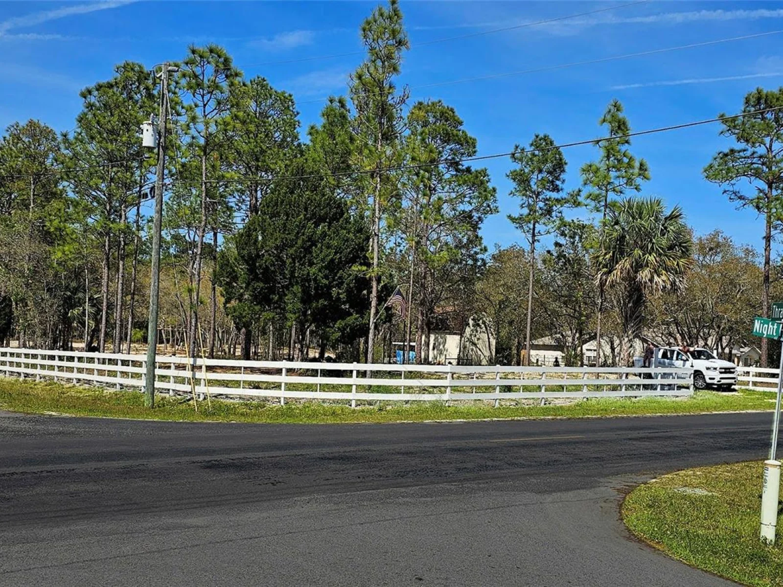10379 THRASHER AVE, WEEKI WACHEE, FL — photo 4