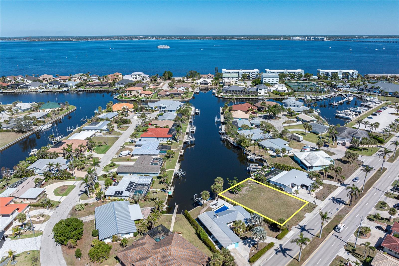 1940 W MARION AVE, PUNTA GORDA, FL — photo 5