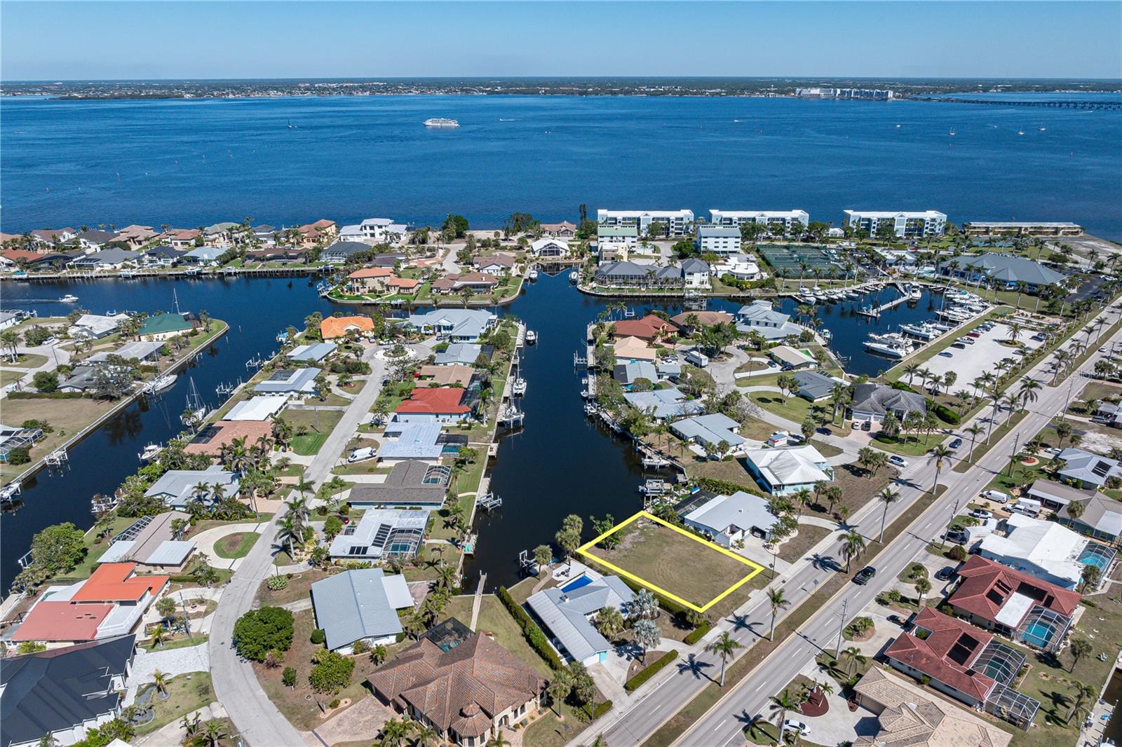 1940 W MARION AVE, PUNTA GORDA, FL — photo 7