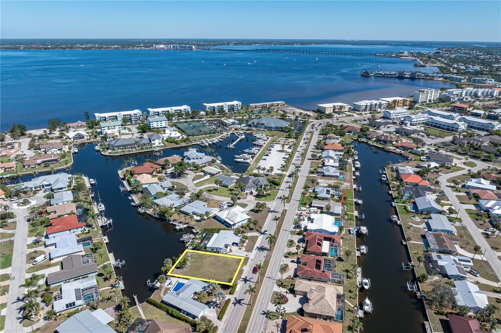 1940 W MARION AVE, PUNTA GORDA, FL — photo 10