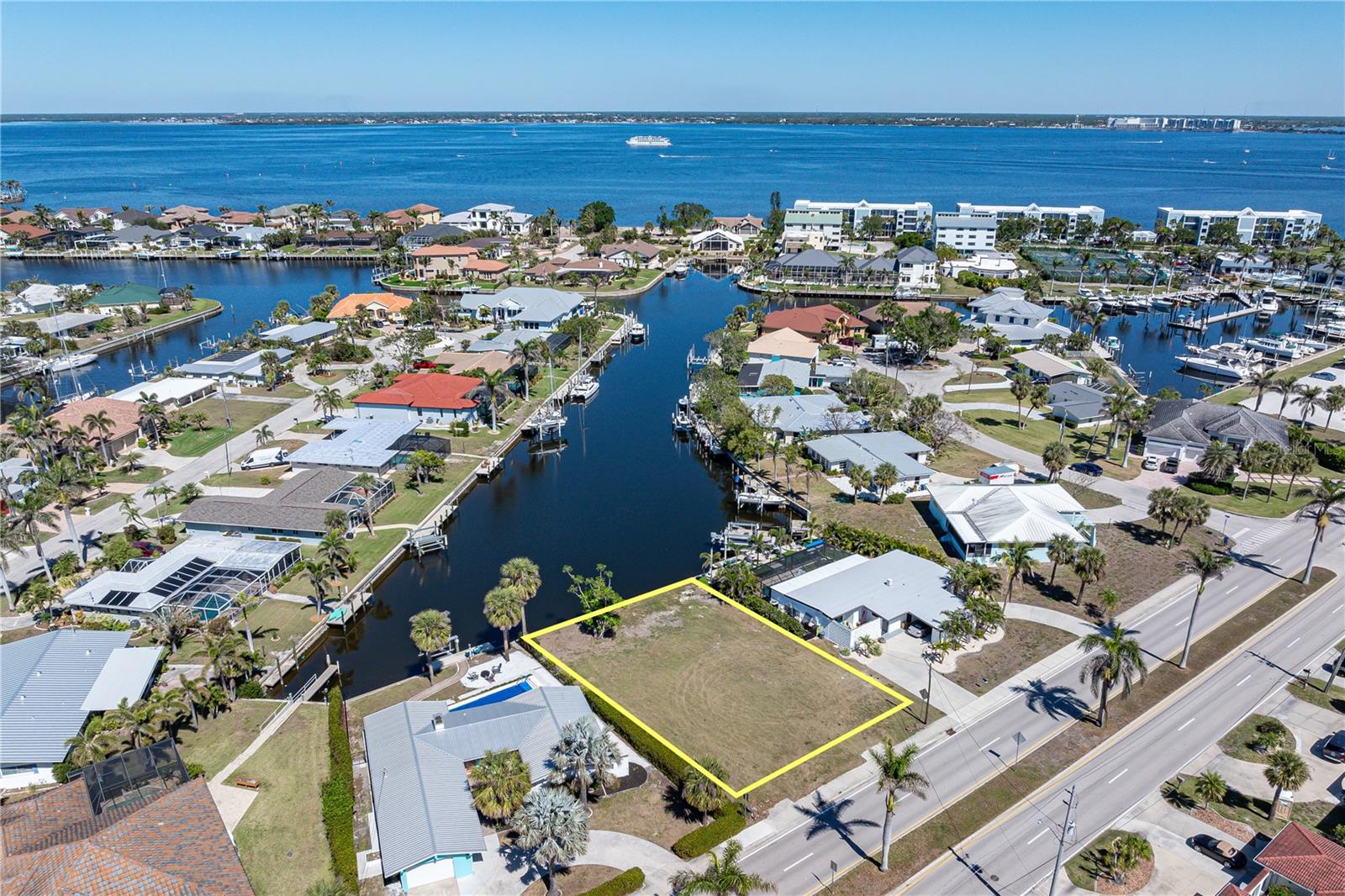 1940 W MARION AVE, PUNTA GORDA, FL — photo 17