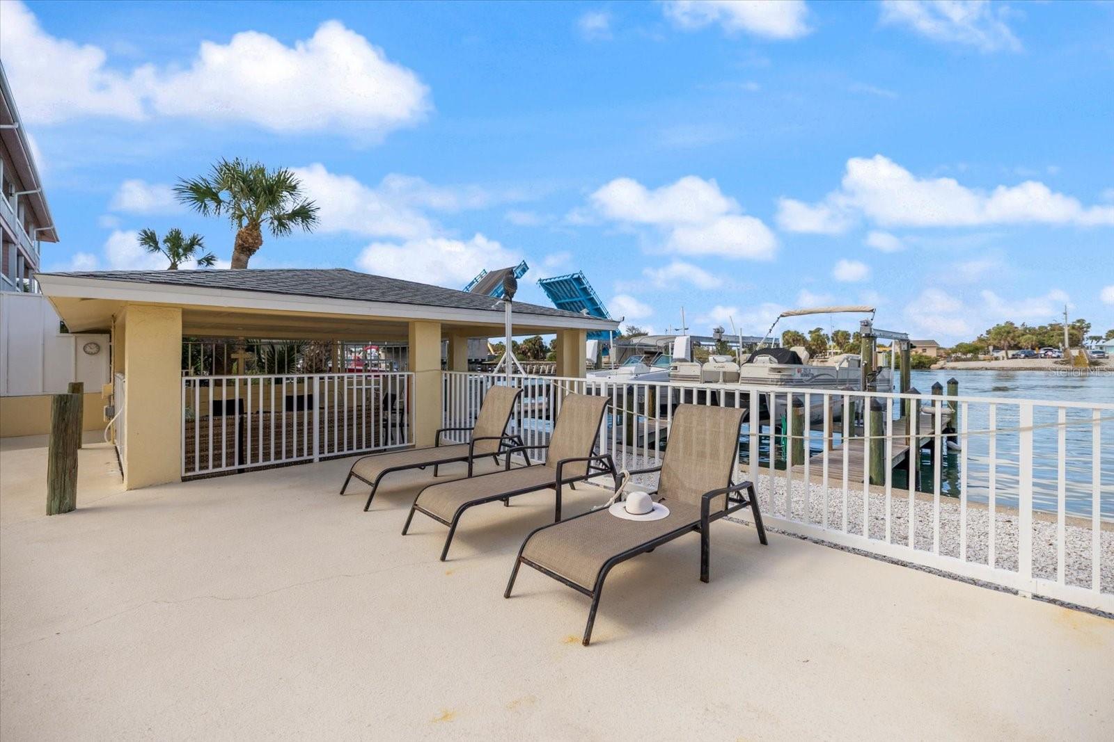 109 BAYSHORE RD #10, NOKOMIS, FL — photo 56