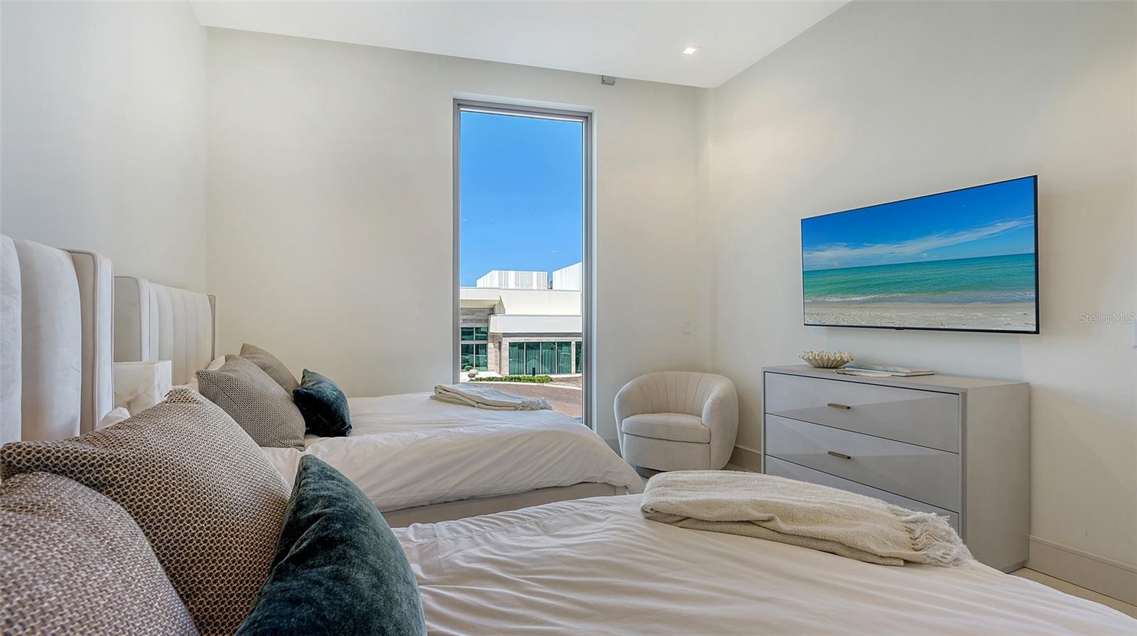 1591 GULF OF MEXICO DR #313, LONGBOAT KEY, FL — photo 23