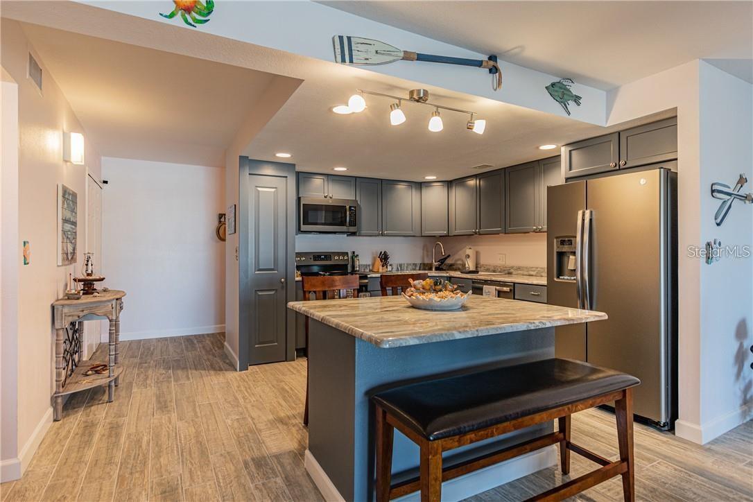 800 S GULFVIEW BLVD #203, CLEARWATER, FL — photo 8
