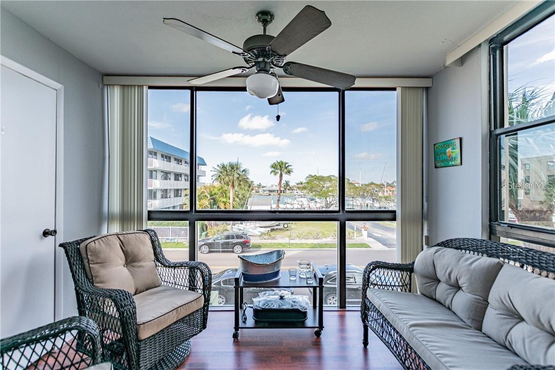800 S GULFVIEW BLVD #203, CLEARWATER, FL — photo 12