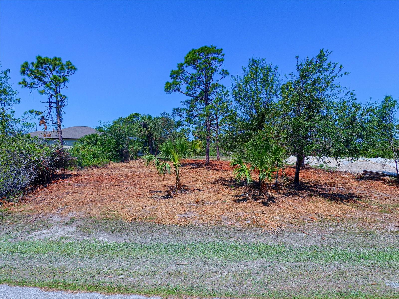 116 REDWOOD RD, ROTONDA WEST, FL