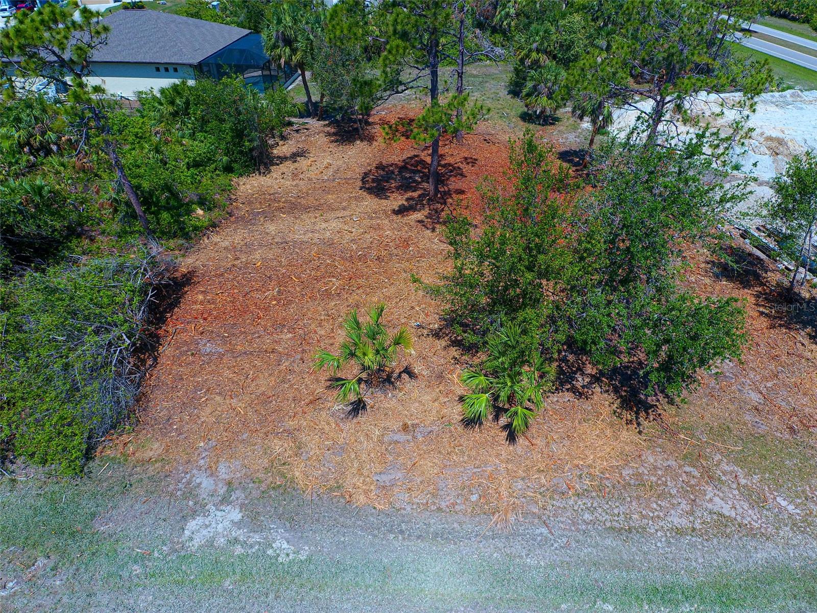 116 REDWOOD RD, ROTONDA WEST, FL — photo 2
